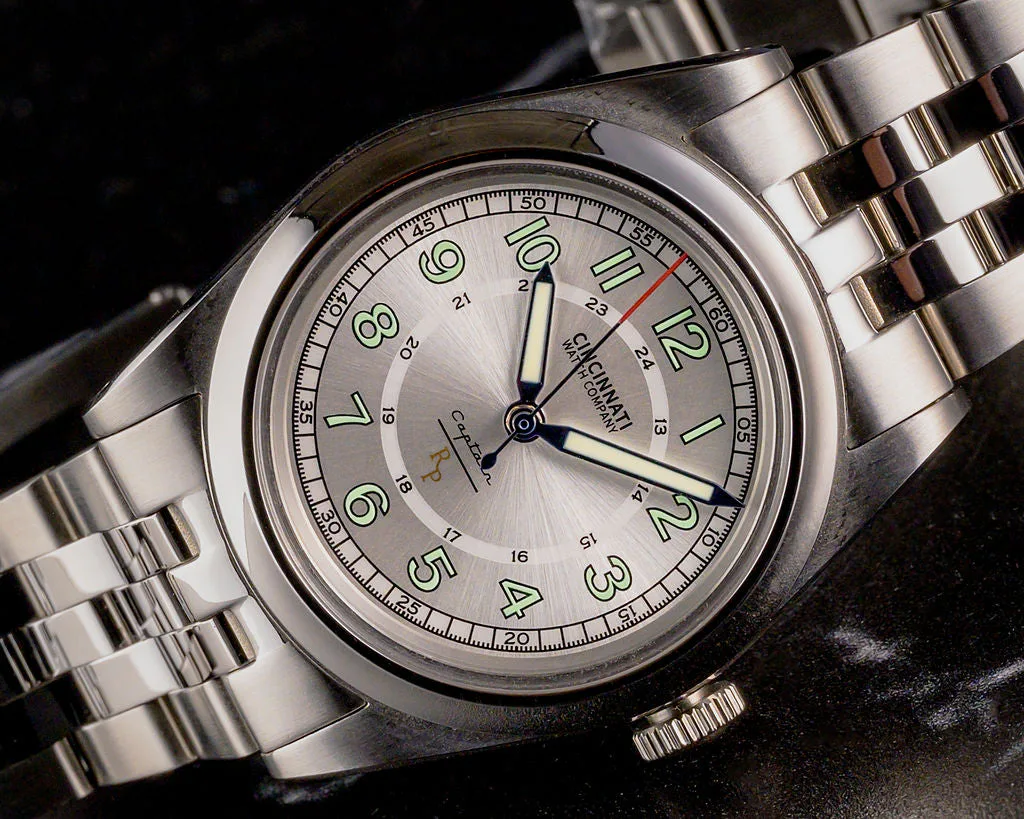 Cincinnati Watch Company The Captain Richter & Phillips Limited Edition — alternative to Monta Black