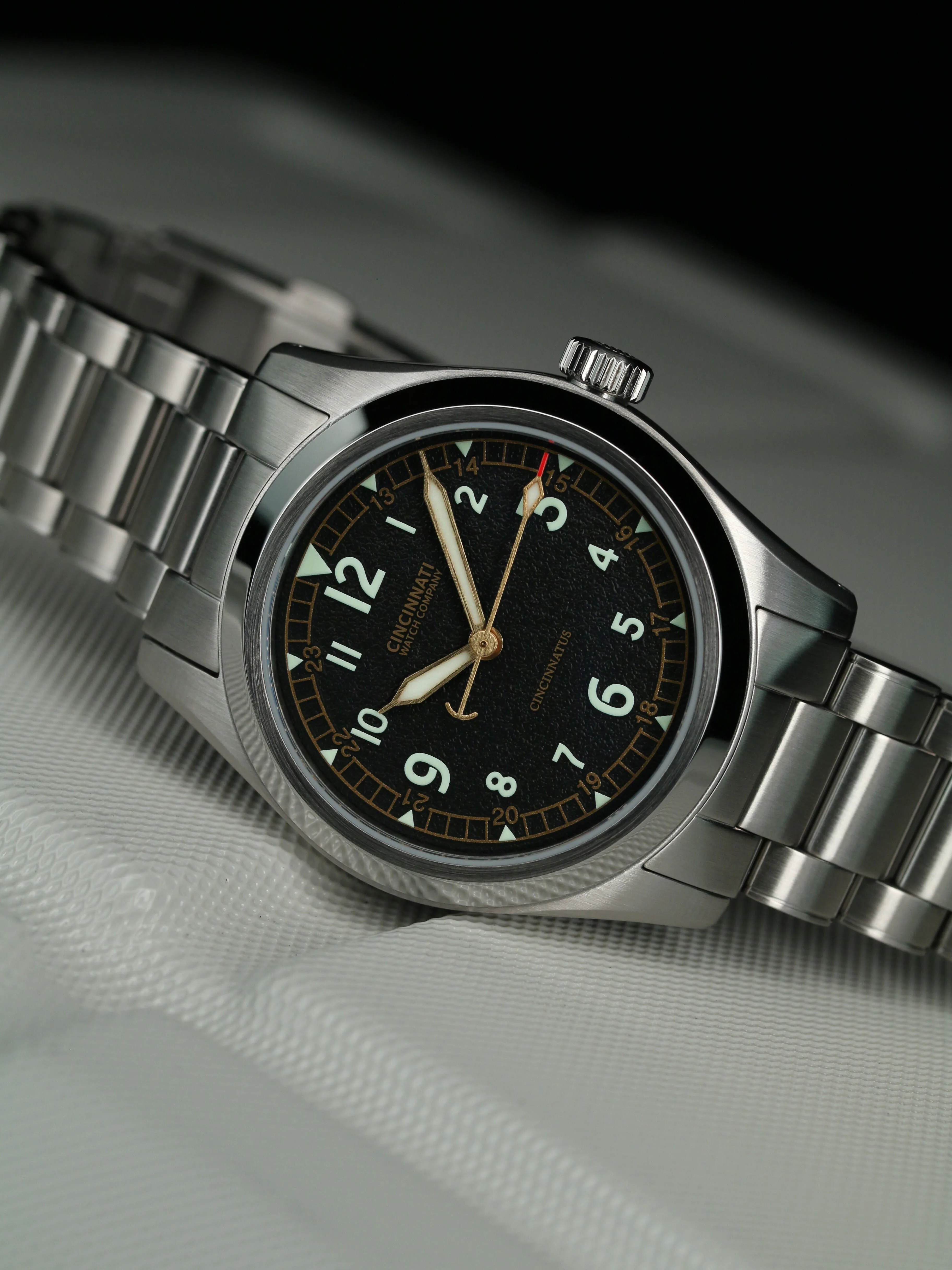 Cincinnati Watch Company The Cincinnatus Field Black Automatic — alternative to Nivada Grenchen Antarctic 38mm Automatic