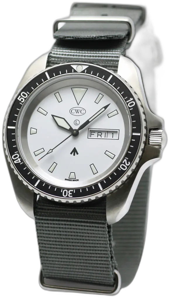 CWC Arctic Radar Quartz Diver Watch — alternative to Vaer D4 Meridian Solar