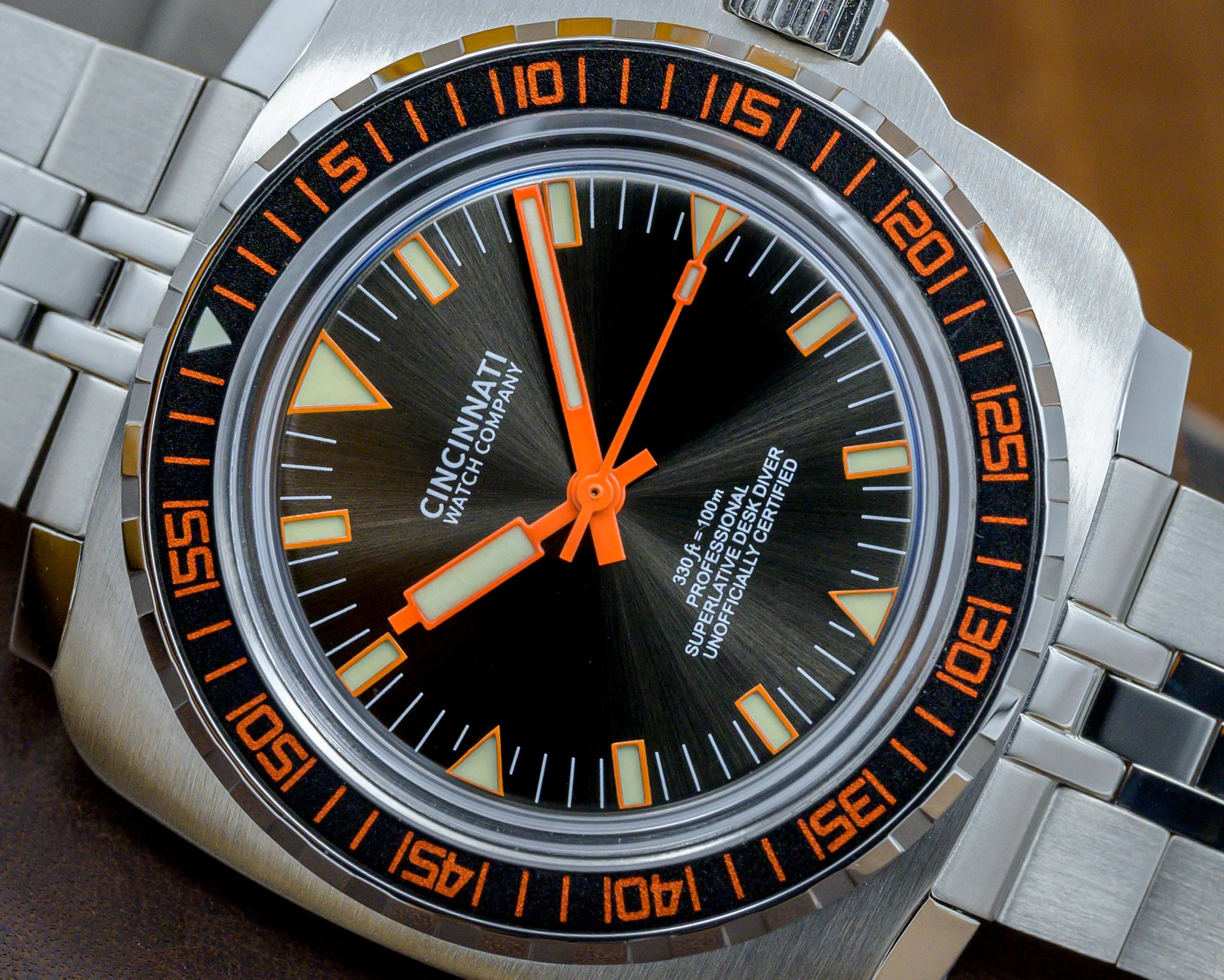 Cincinnati Watch Company Desk Diver Professional Dive Watch Black & Orange